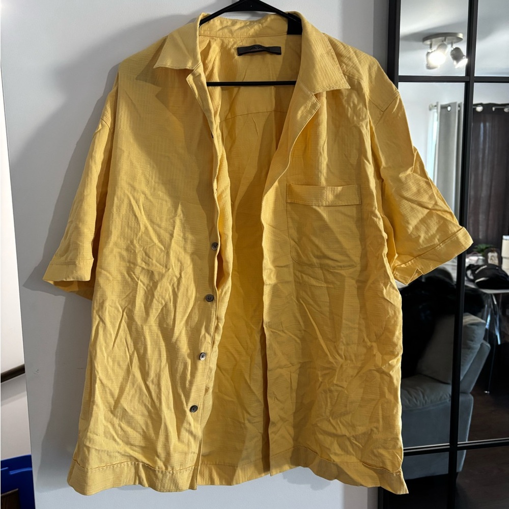 Yellow Men's Short Sleeve Jacket